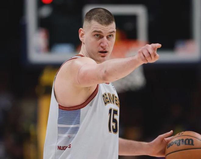 队长相比 队长相比