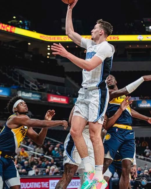 他们并非因 他们并非因