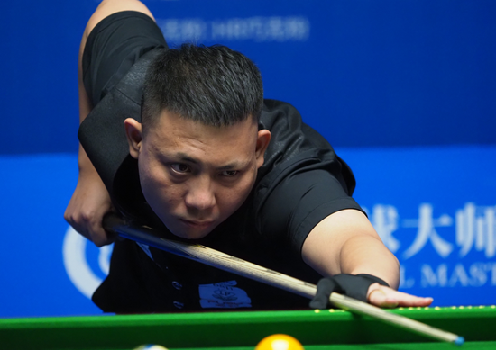 来训练和比 来训练和比