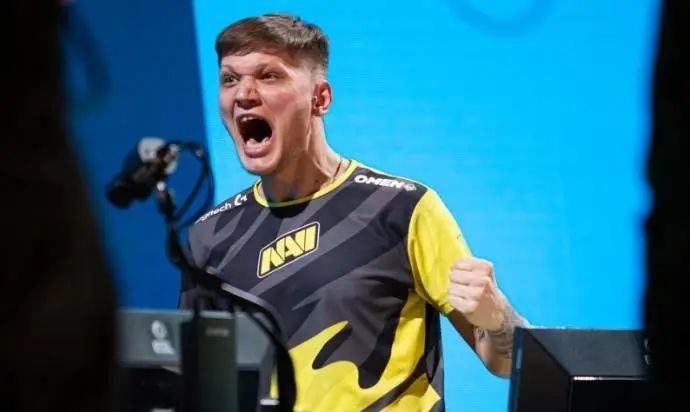 前者多以稳 前者多以稳