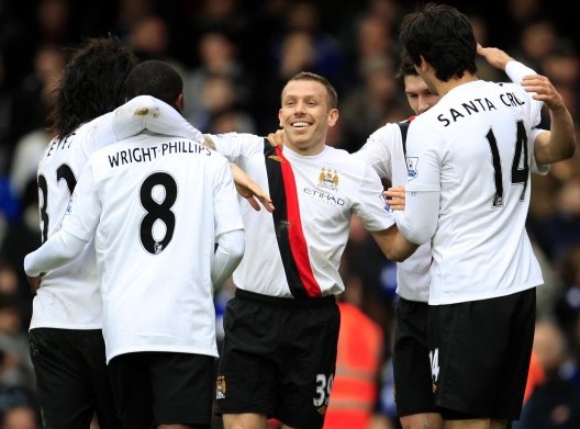 形成底角空 形成底角空